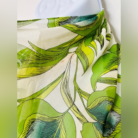 Calvin Klein Green & Blue Floral Print Rectangular Scarf - Picture 9 of 9